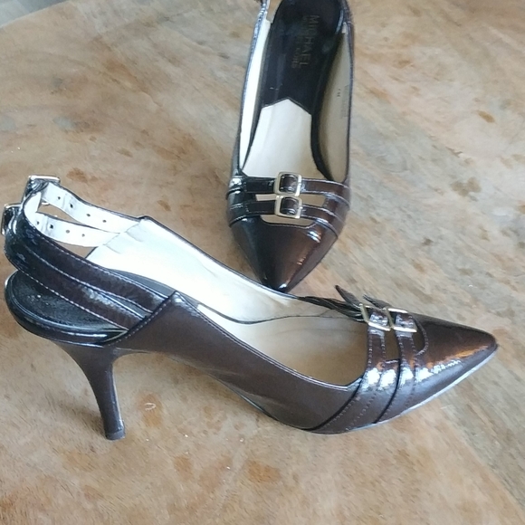 Michael kors brown patent sling backs sz7 exc cond - Picture 2 of 12